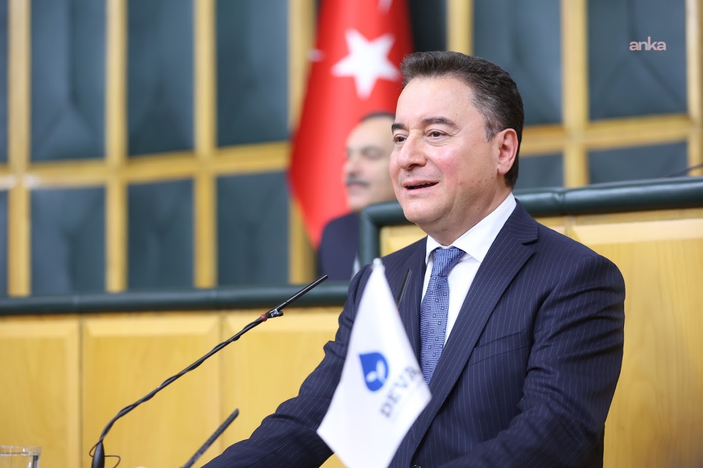Ali Babacan'dan Amedspor'a tebrik