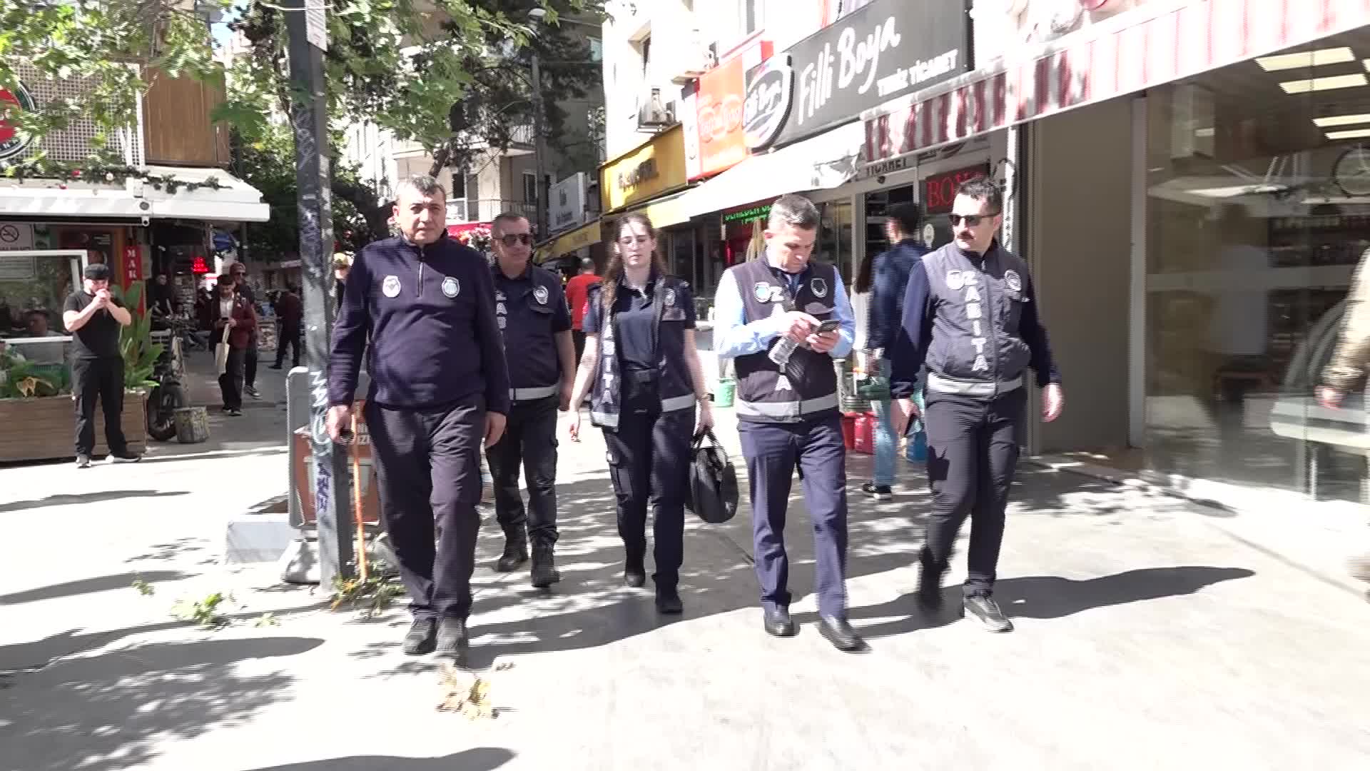 Bornova’da zabıta denetimlerinde teknoloji dönemi başladı