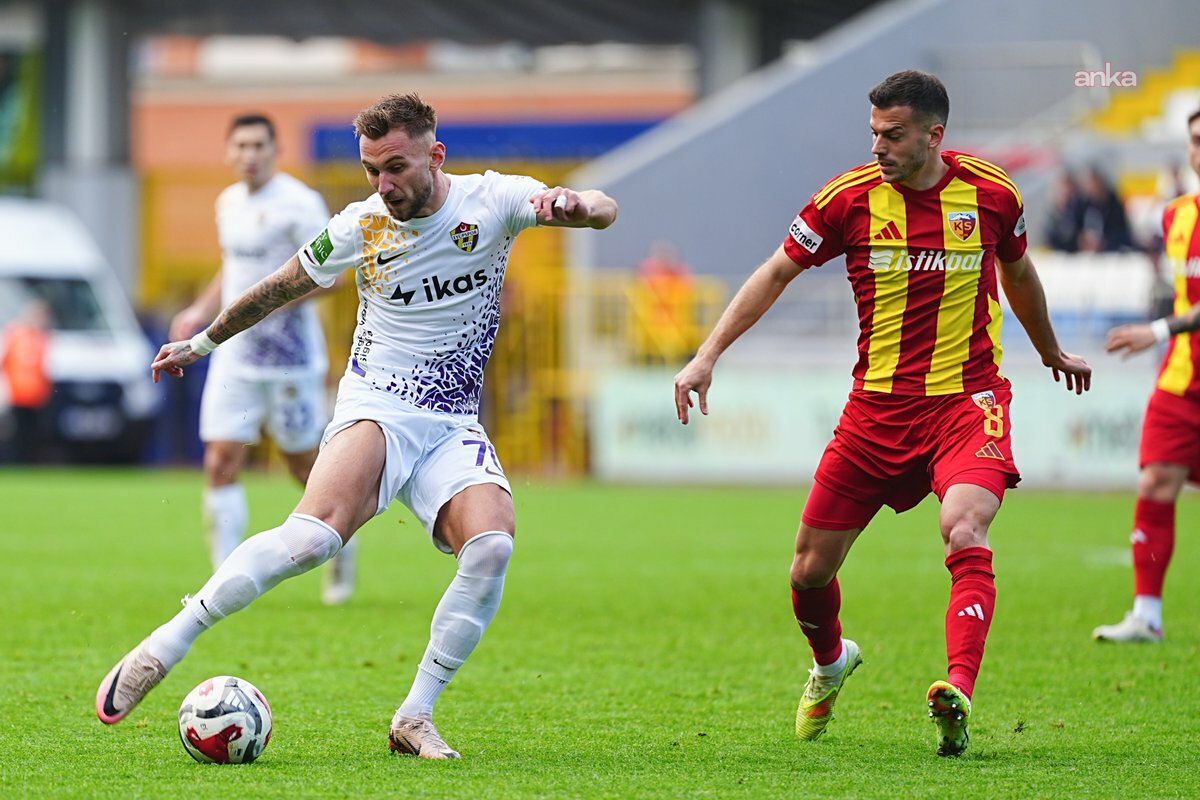 Kayserispor ile Eyüpspor 1-1 berabere kaldı