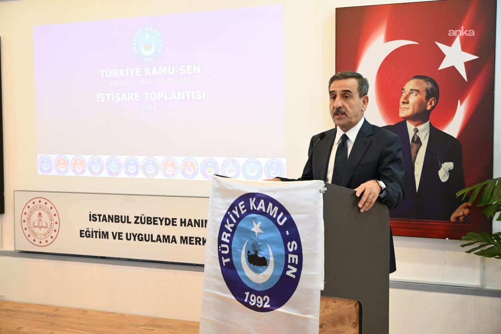 Önder Kahveci: "Kamu çalışanlarının gelir politikasında acil bir düzenleme yapılması artık kaçınılmaz bir zorunluluk hâline gelmiştir"