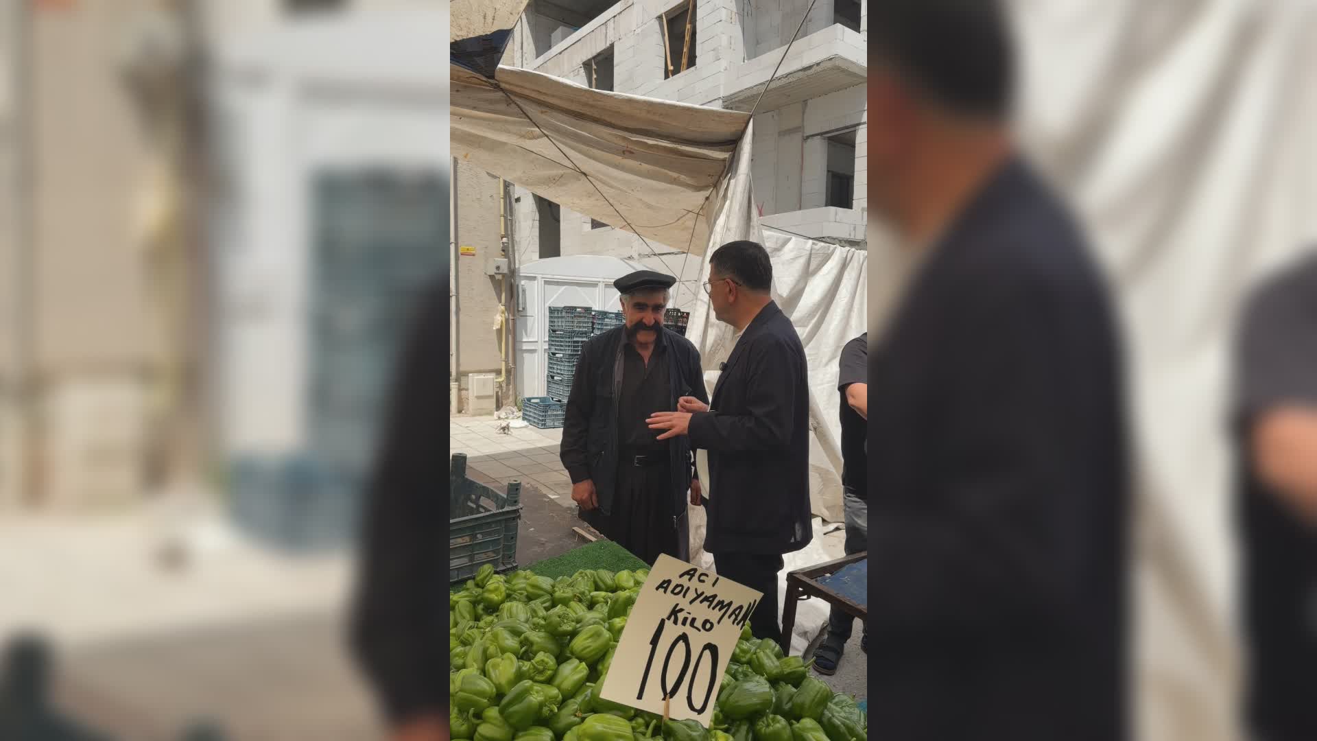 CHP 81 ilde sahada... Veli Ağbaba’nın pazar ziyaretinde ekonomi tepkisi: “Şimdi alan da memnun değil, satan da memnun değil"