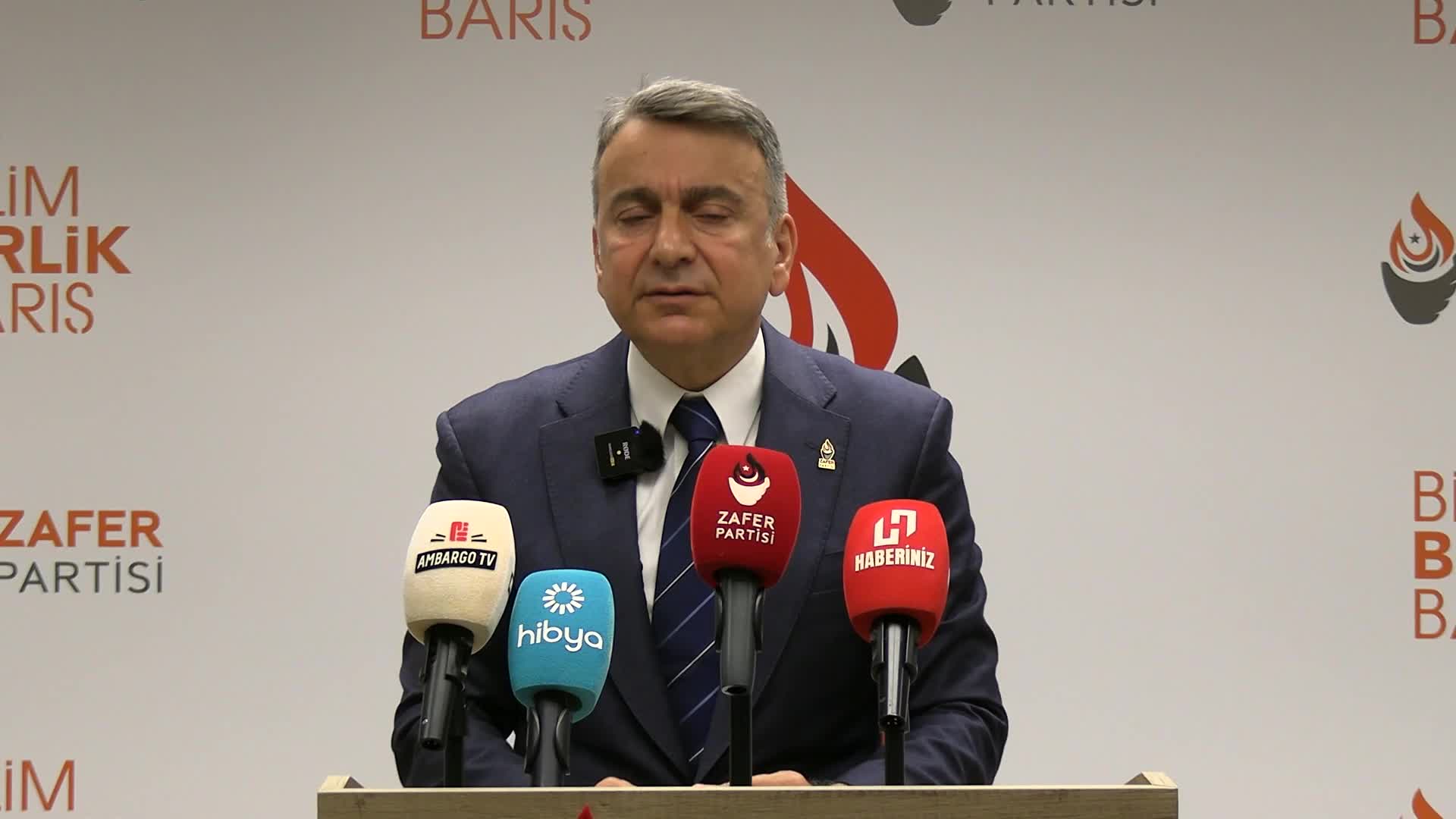 Azmi Karamahmutoğlu: Borç batağında mutlu vatandaş görmek imkansızdır, mutlu olanlar kamu kaynaklarının yağmalattırıldığı iktidar çevresidir