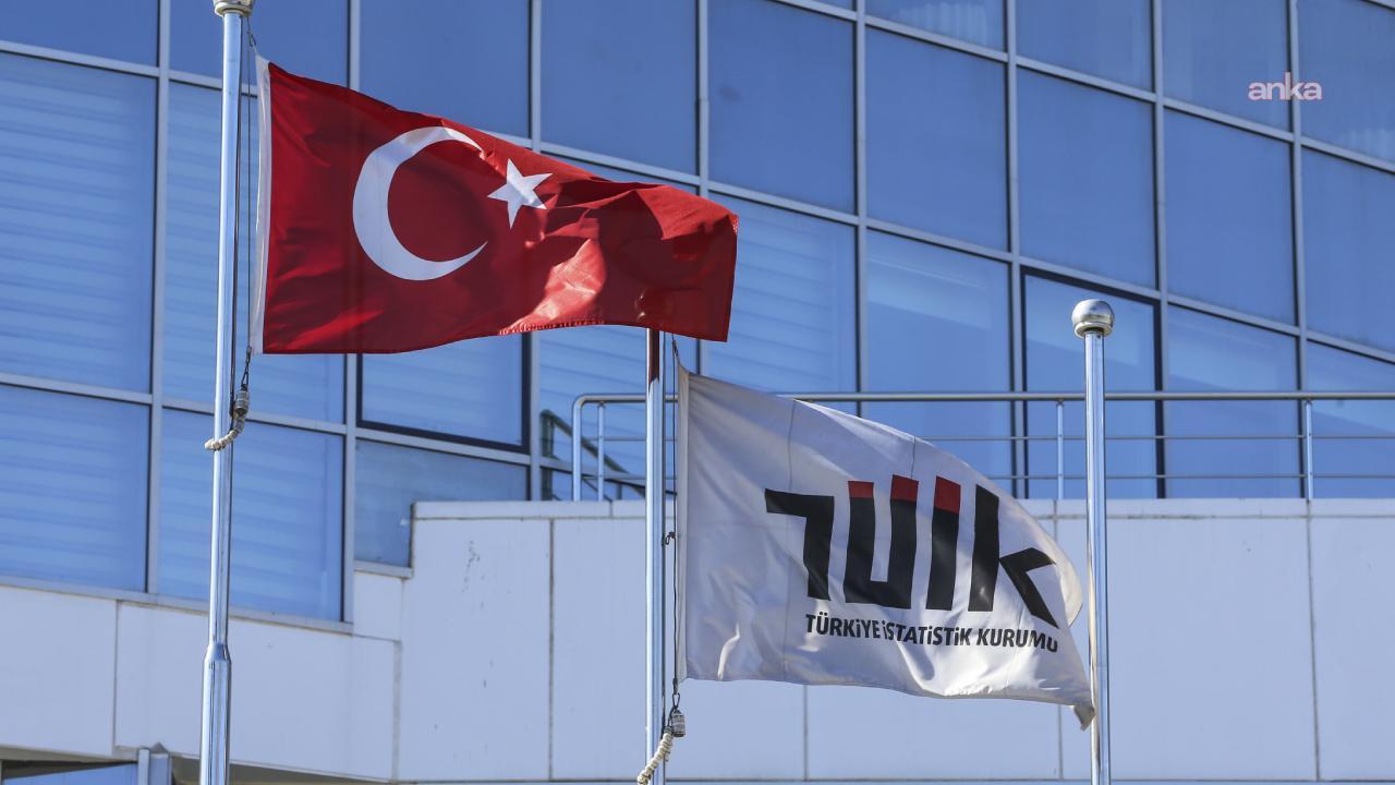TÜİK: Çiğ süt üretimi 2025 yılında yüzde 4,9 azalarak 21 milyon 379 bin 88 ton oldu