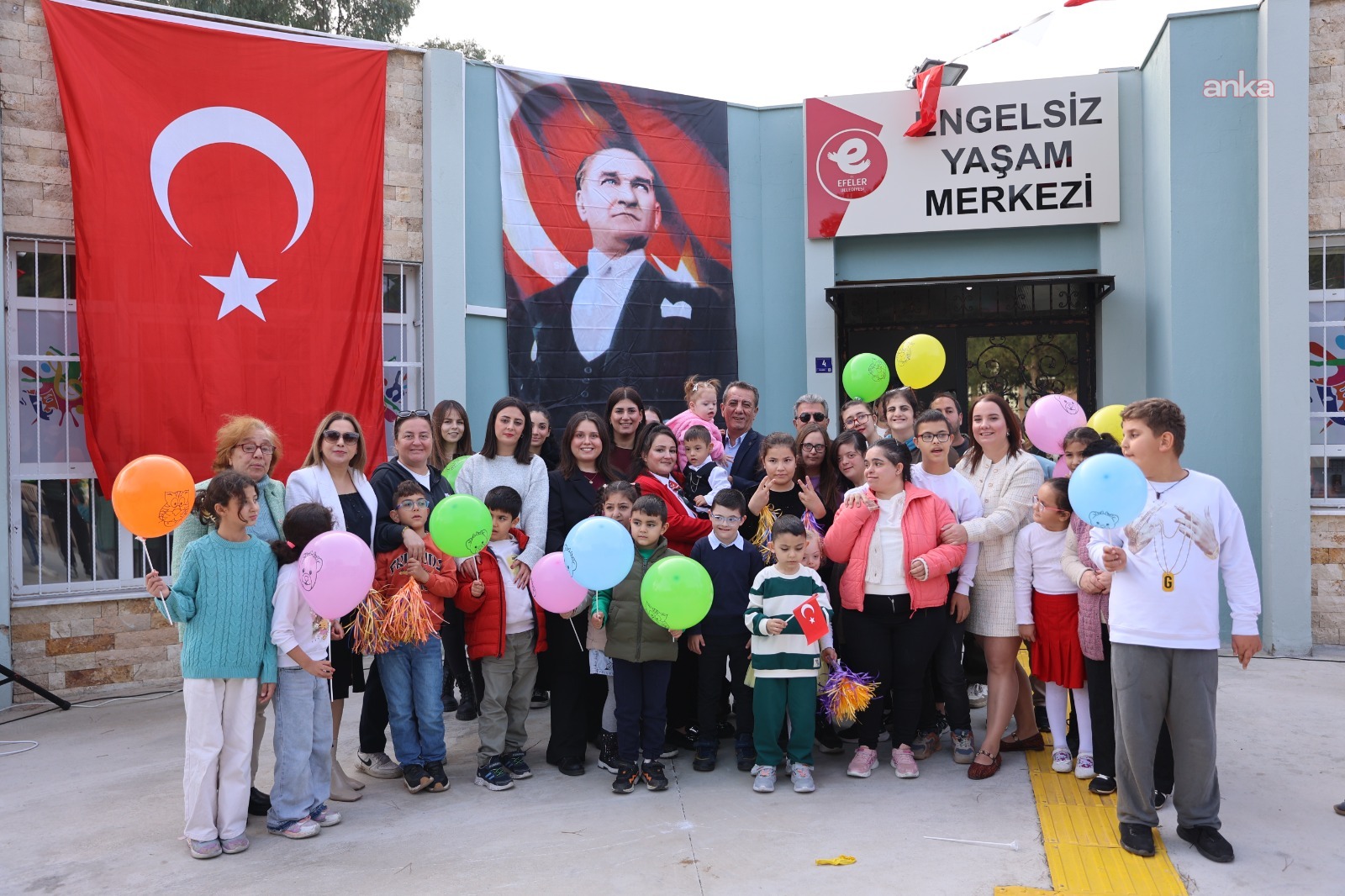 Efeler Belediyesi Engelsiz Yaşam Merkezi, özel bireylere kapsamlı hizmetler sunuyor