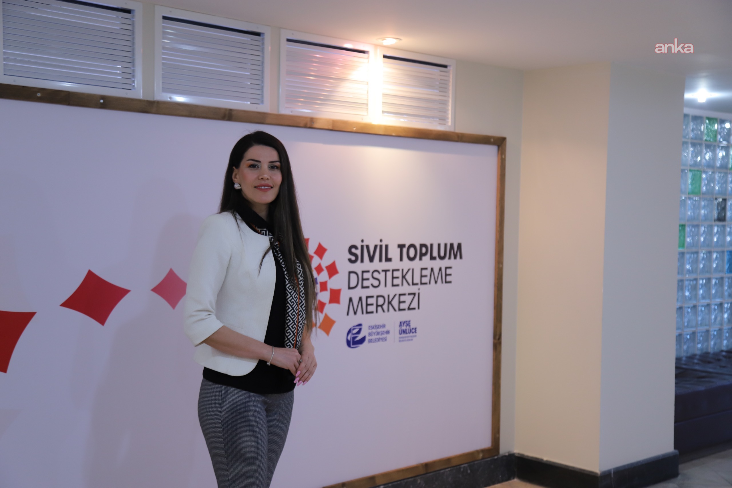 Eskişehir Büyükşehir Belediyesi, Sivil Toplum Destekleme Merkezi'ni hizmete açtı