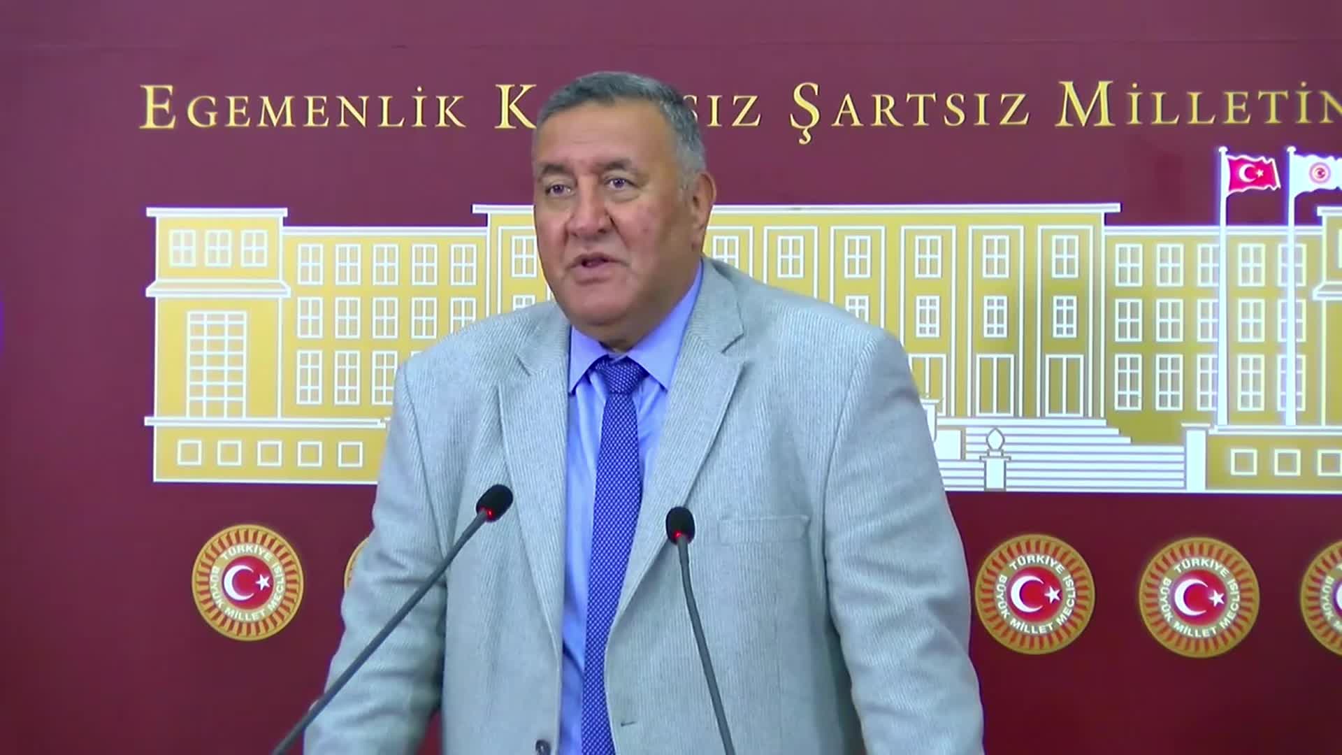 Ömer Fethi Gürer: Evine haciz konulan çiftçinin borcunu ödeyememesi nedeniyle sokağa atılması kabul edilebilir bir durum değildir