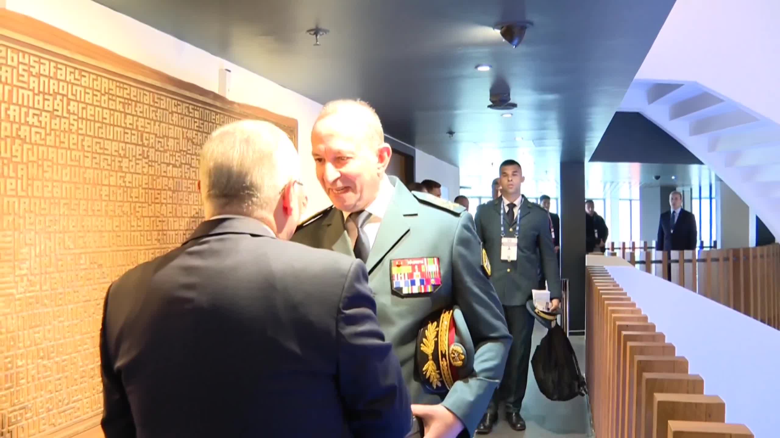 Bakan Güler, Lübnan Silahlı Kuvvetleri Komutanı Korgeneral Haykal'ı kabul etti