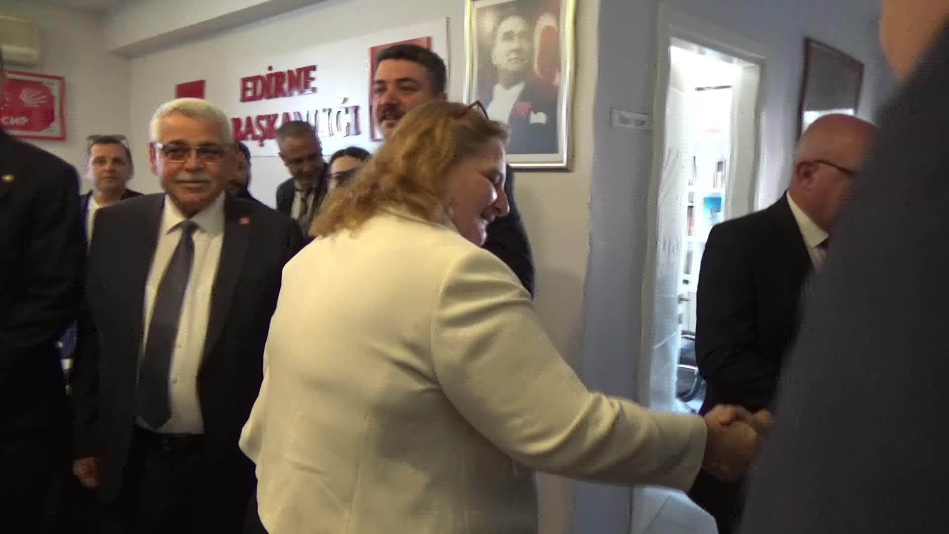 CHP 81 ilde sahada... Genel Başkan Yardımcıları Bağcıoğlu, Gökçen ve Tamaylıgil Edirne'de partililerle görüştü