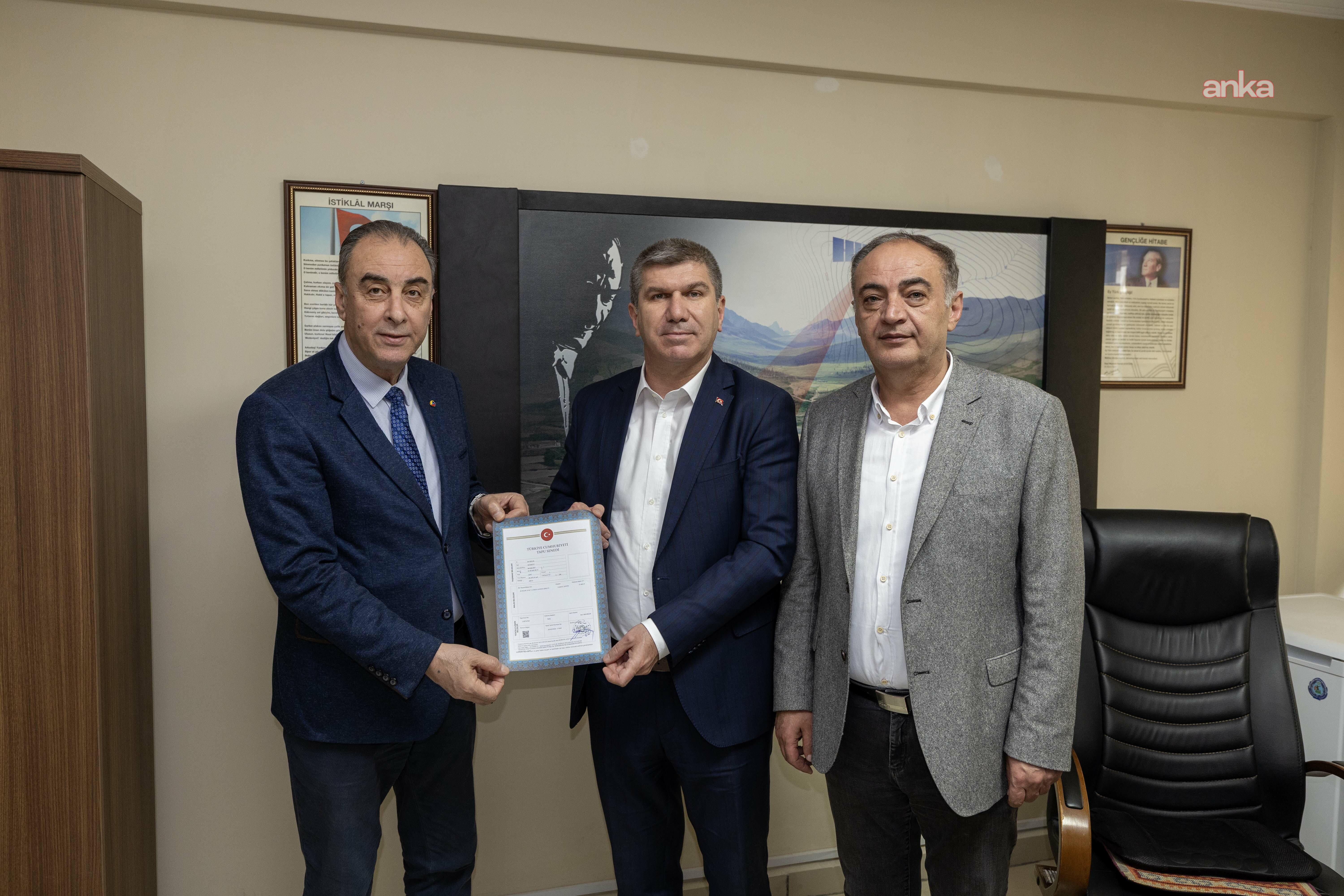 Burdur'da AVM arazisinin tapu devri gerçekleştirildi