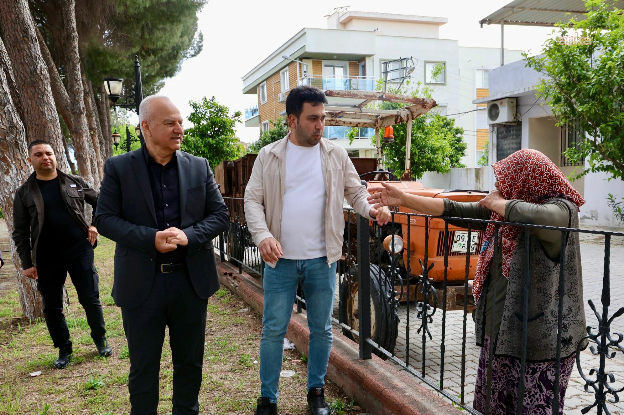 Çine Belediye Başkanı Kıvrak duyurdu: Sarıoğlu Mahallesi’ne Kitap Kafe ve Kadınlar Kahvesi kazandırılacak