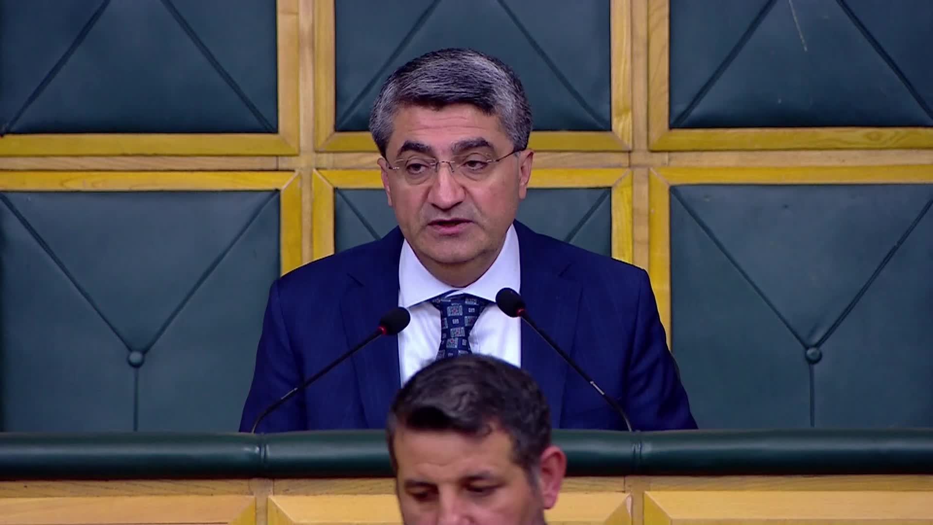Yeni Yol Grup Toplantısı… Mahmut Arıkan: "Süreci statüyle, enflasyonu TÜİK’le, aileyi RTÜK’le, siyaseti yargıyla dizayn etmeye çalışırsanız, bu millete en büyük kötülüğü yaparsınız"