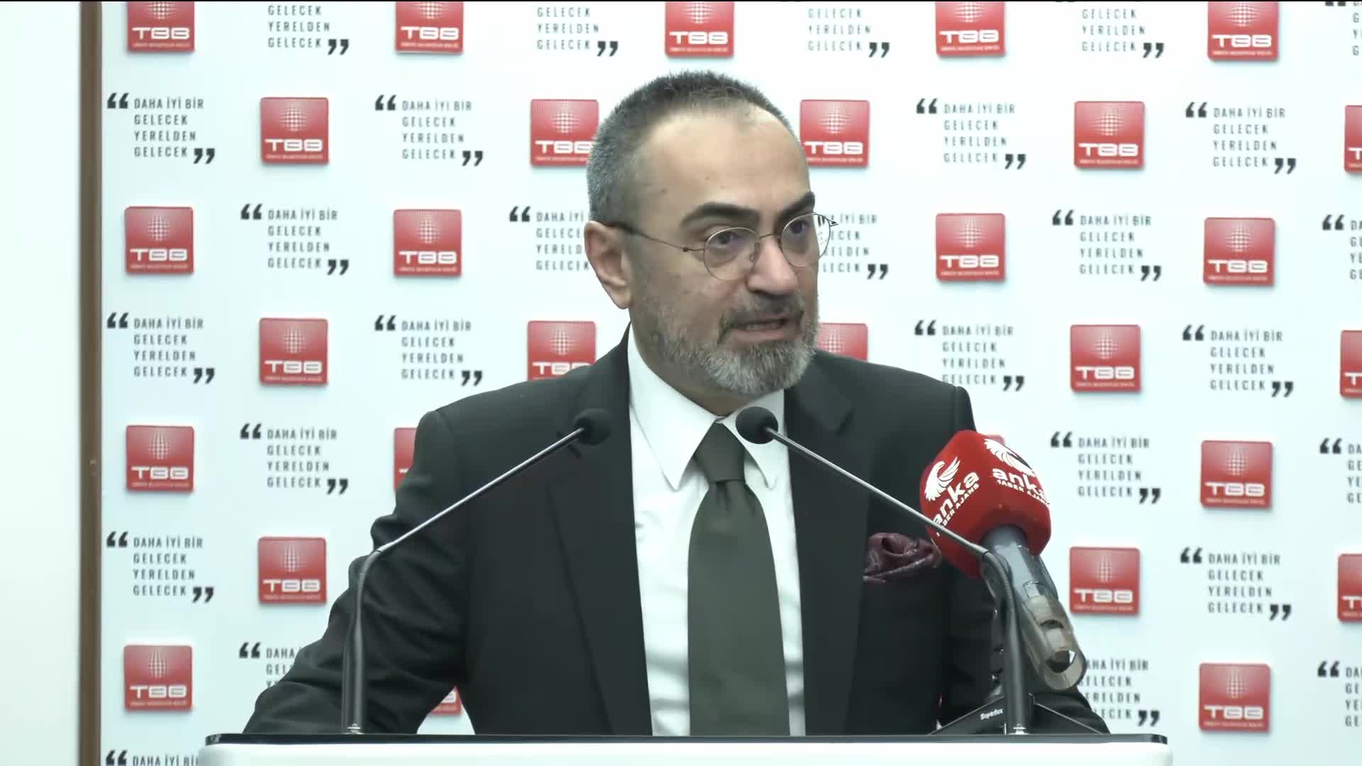 TBB'den "Yönetici Geliştirme Programı"... Vahap Seçer: "Türkiye daha iyi noktalara gelecekse yerel yönetimlerin buradaki rolü çok önemli"
