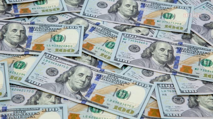 DOLAR 7,44, EURO 9,04 OLDU