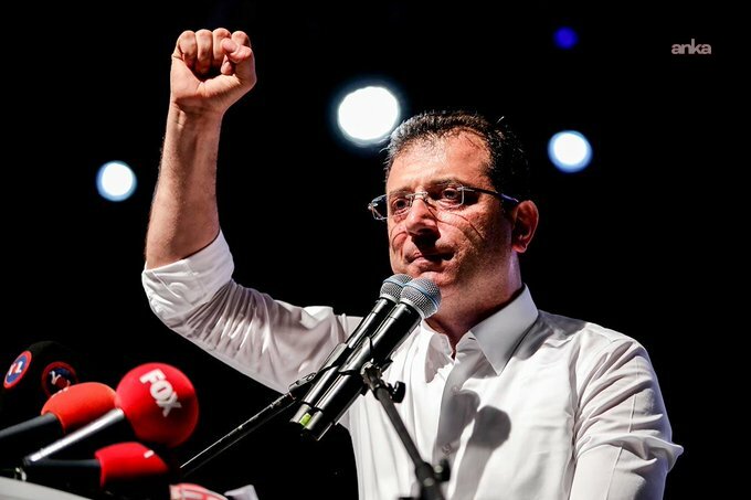 İmamoğlu: Bugün iktidarın milletin iradesine yaptığı 1. darbenin yıldönümüdür
