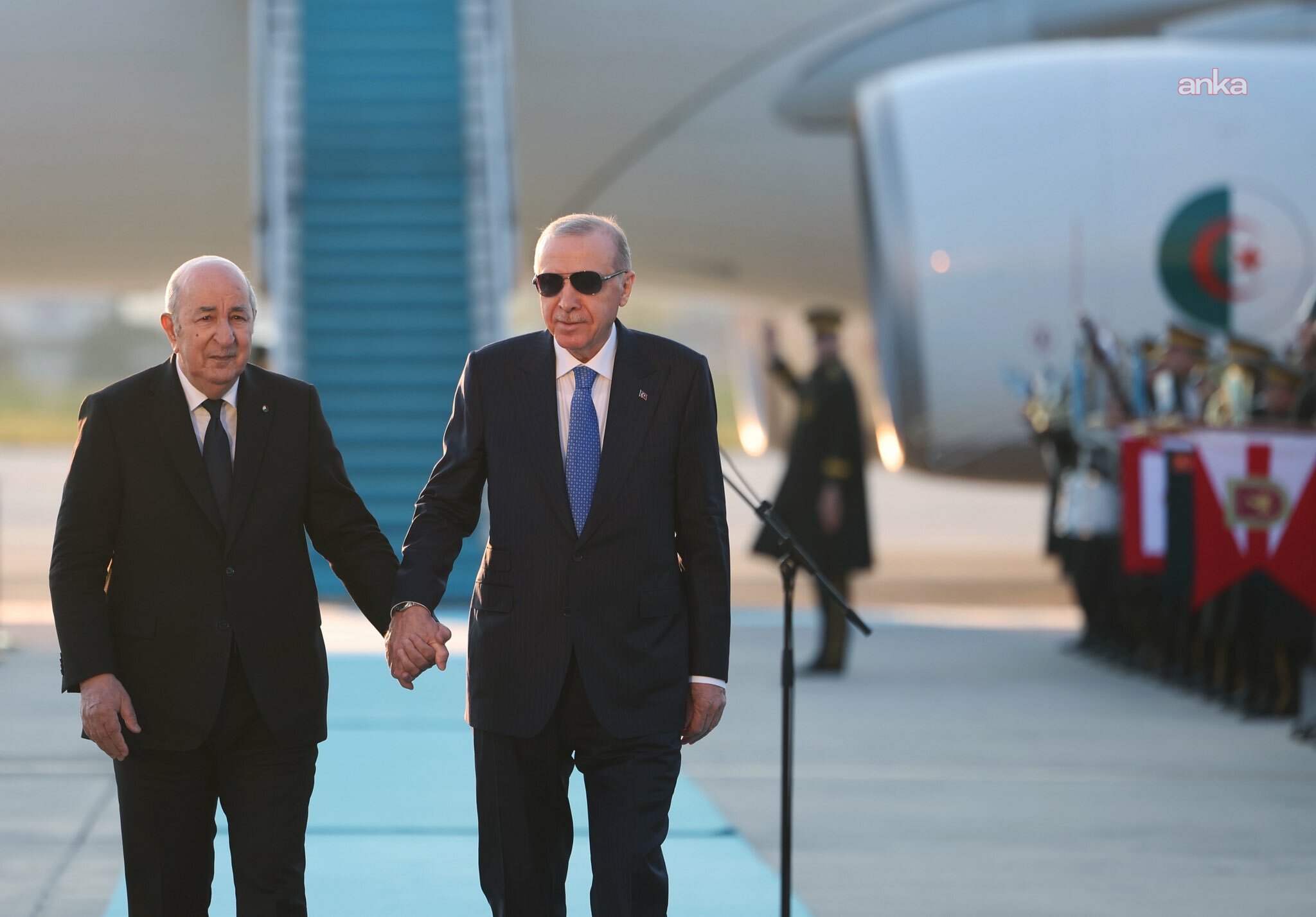 Erdoğan, Cezayir Cumhurbaşkanı Tebbun'u Esenboğa'da karşıladı
