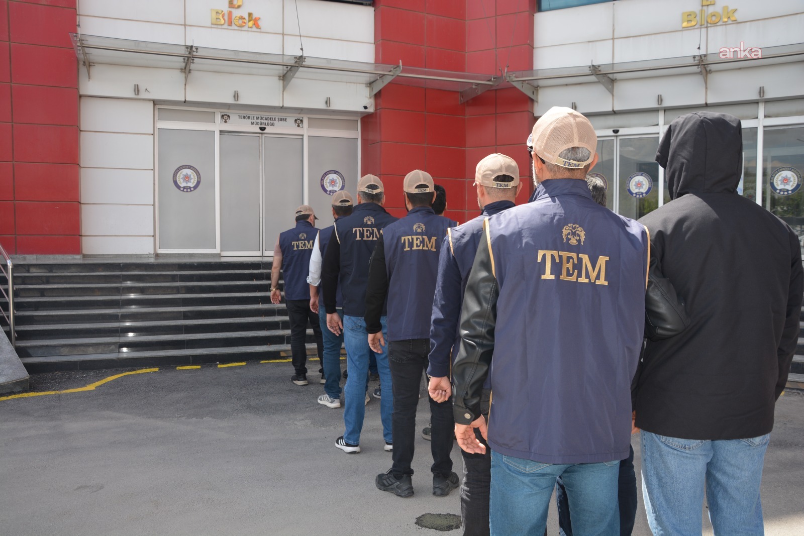 Malatya merkezli 17 ilde FETÖ operasyonu: 23 şüpheli gözaltına alındı
