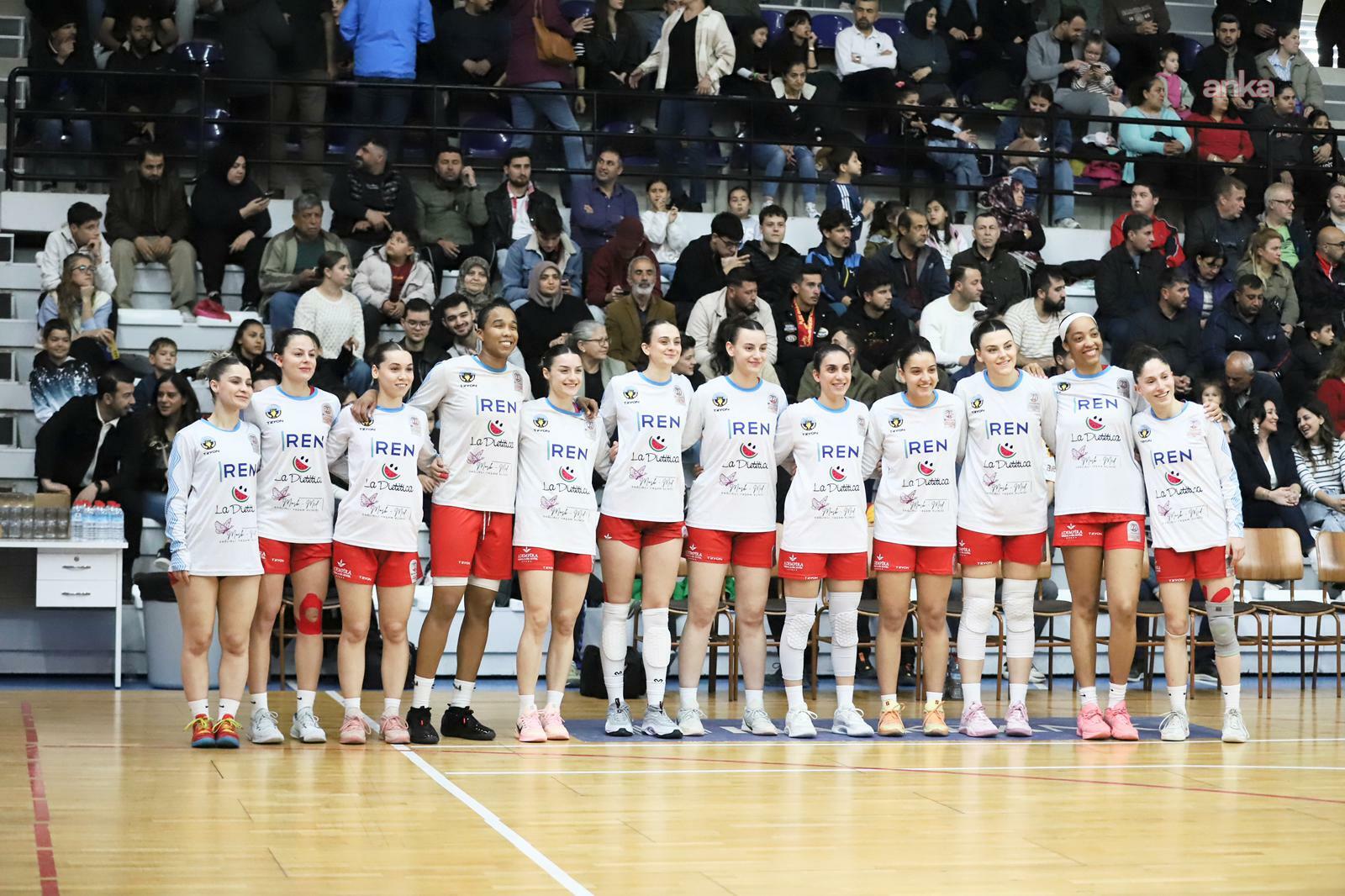 Turgutlu Belediyesi Kadın Basketbol Takımı, play-off'ta şampiyonluk mücadelesine çıkıyor