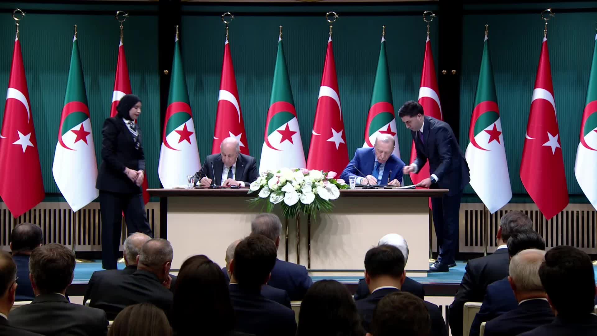 Cumhurbaşkanı Erdoğan: Cezayir ile iş birliğimizi her alanda ilerleteceğiz