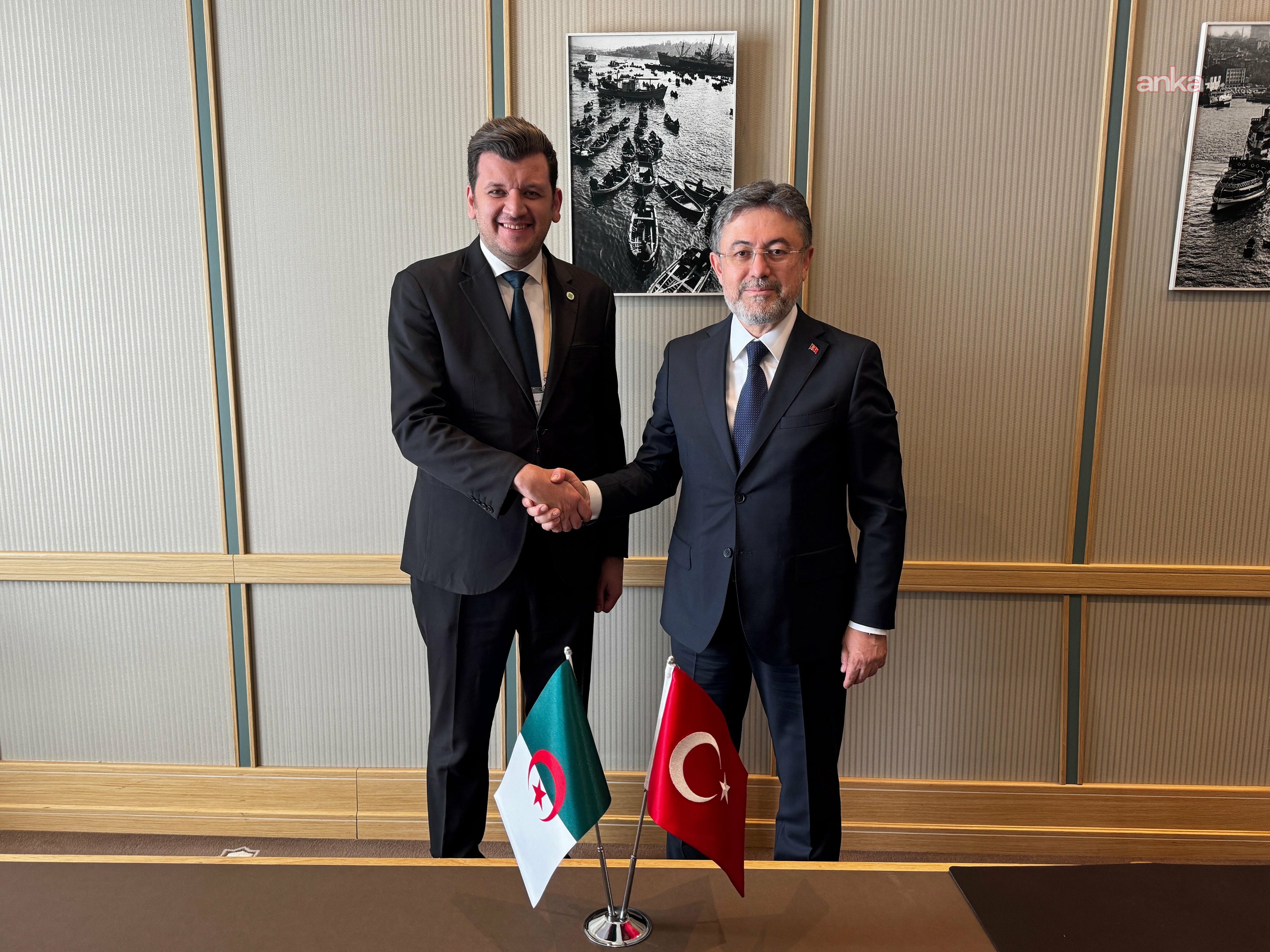 Bakan Yumaklı, Cezayirli mevkidaşıyla bir araya geldi