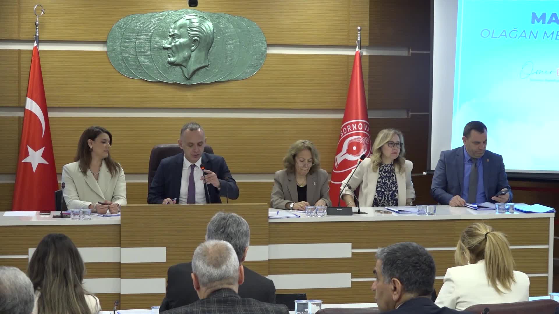 Bornova Belediye Meclisi’nde 2025 yılı kesin hesabı kabul edildi