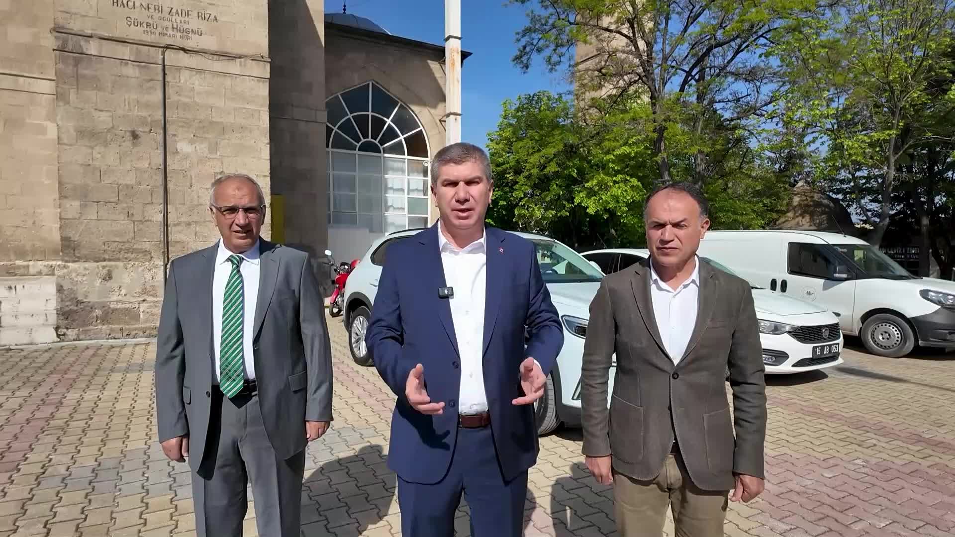Burdur Belediyesi'ne yeni hizmet aracı