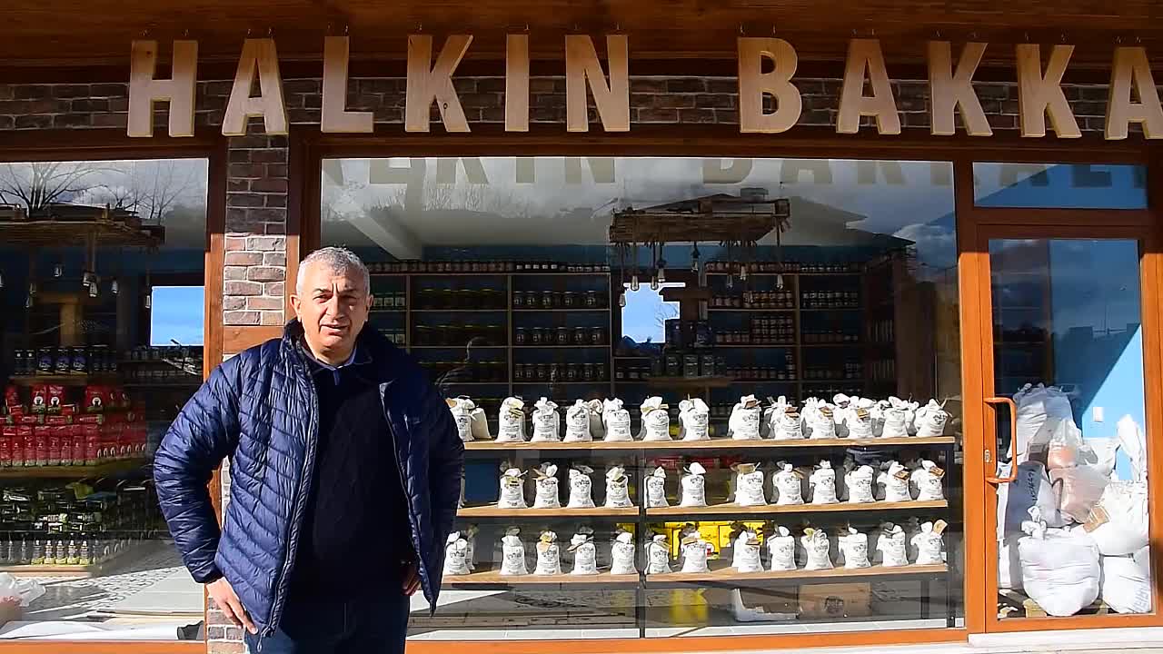 ÜRETİCİDEN HALKA ARACISIZ 'HALKIN BAKKALI' AÇILIYOR