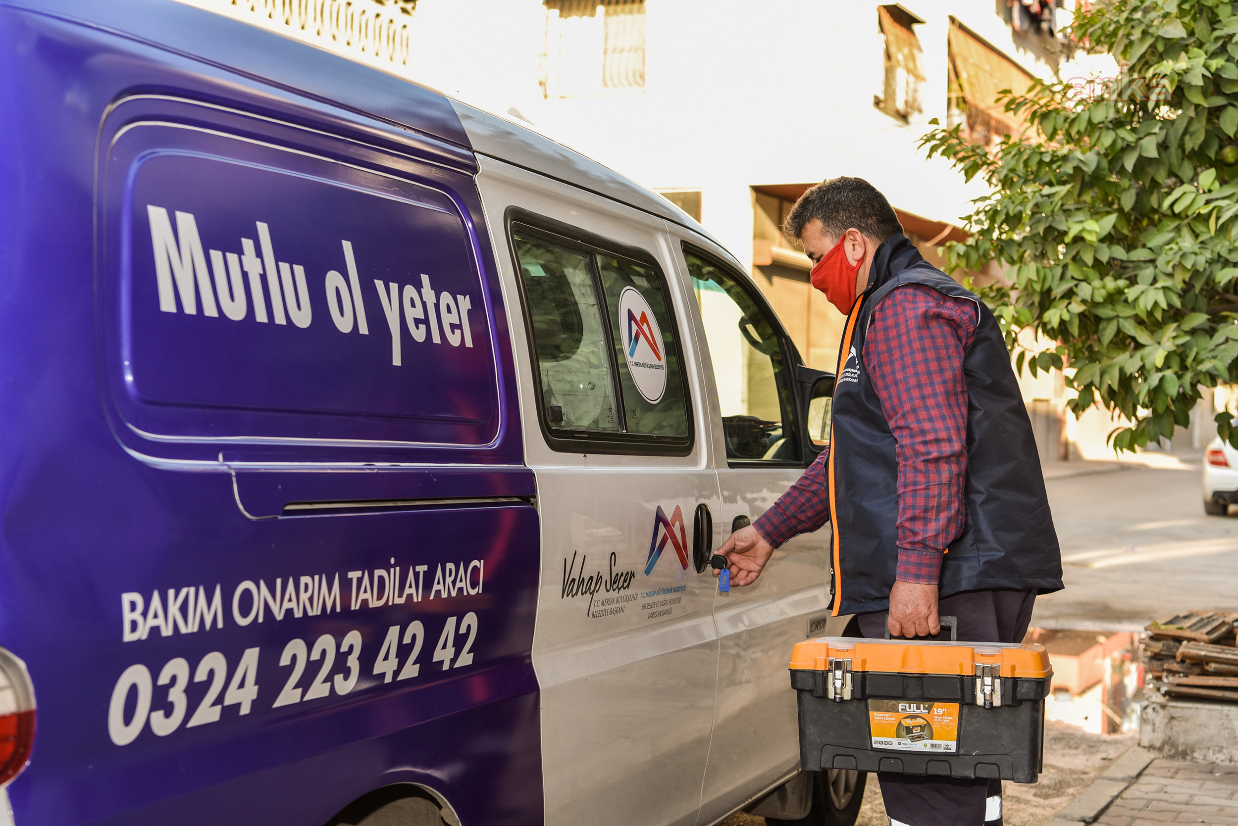 MERSİN BÜYÜKŞEHİR'İN "EVDE SAĞLIK" HİZMETİ SÜRÜYOR