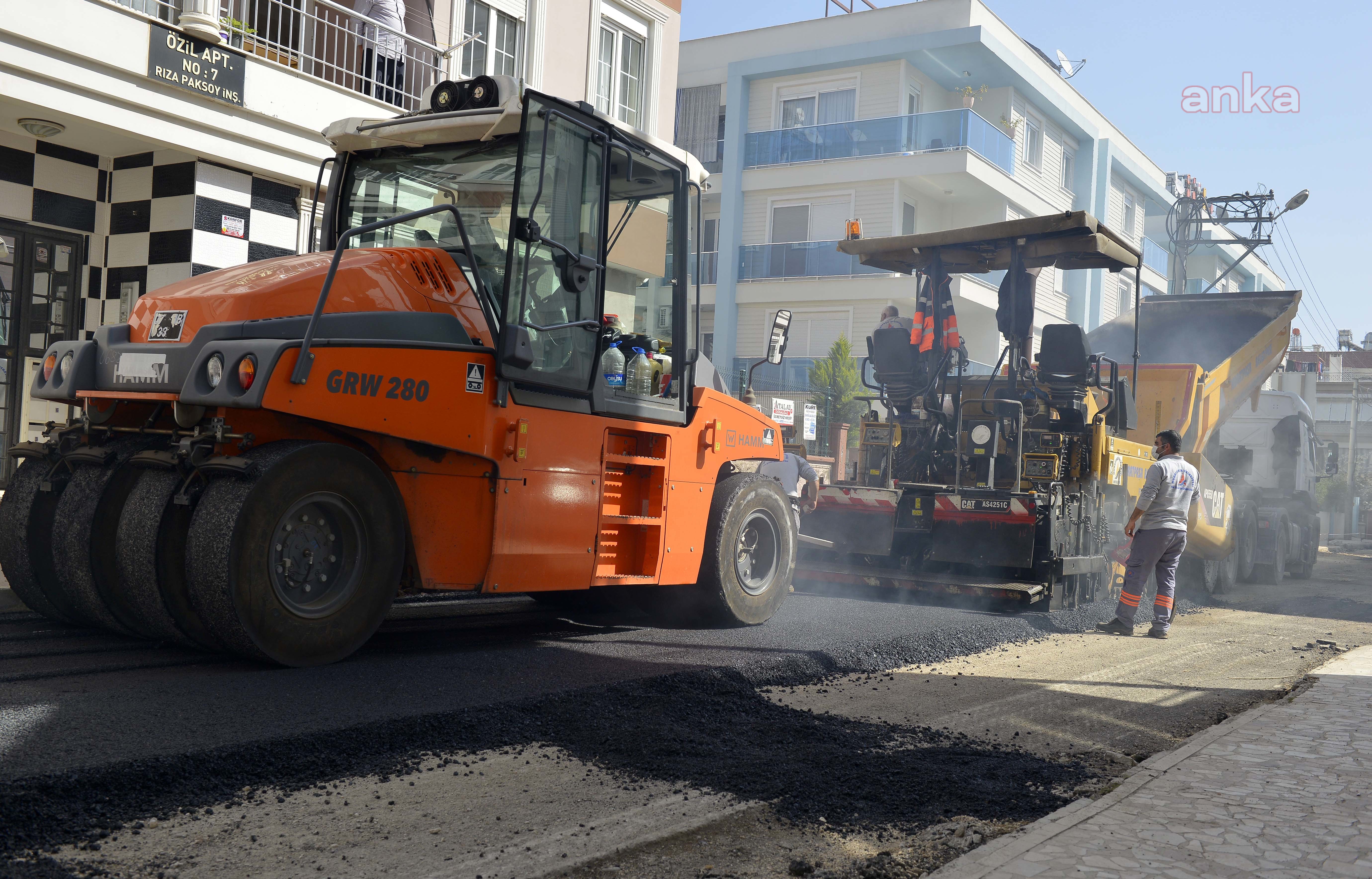 MURATPAŞA BELEDİYESİ'NDEN KISITLAMALARDA YOĞUN MESAİ