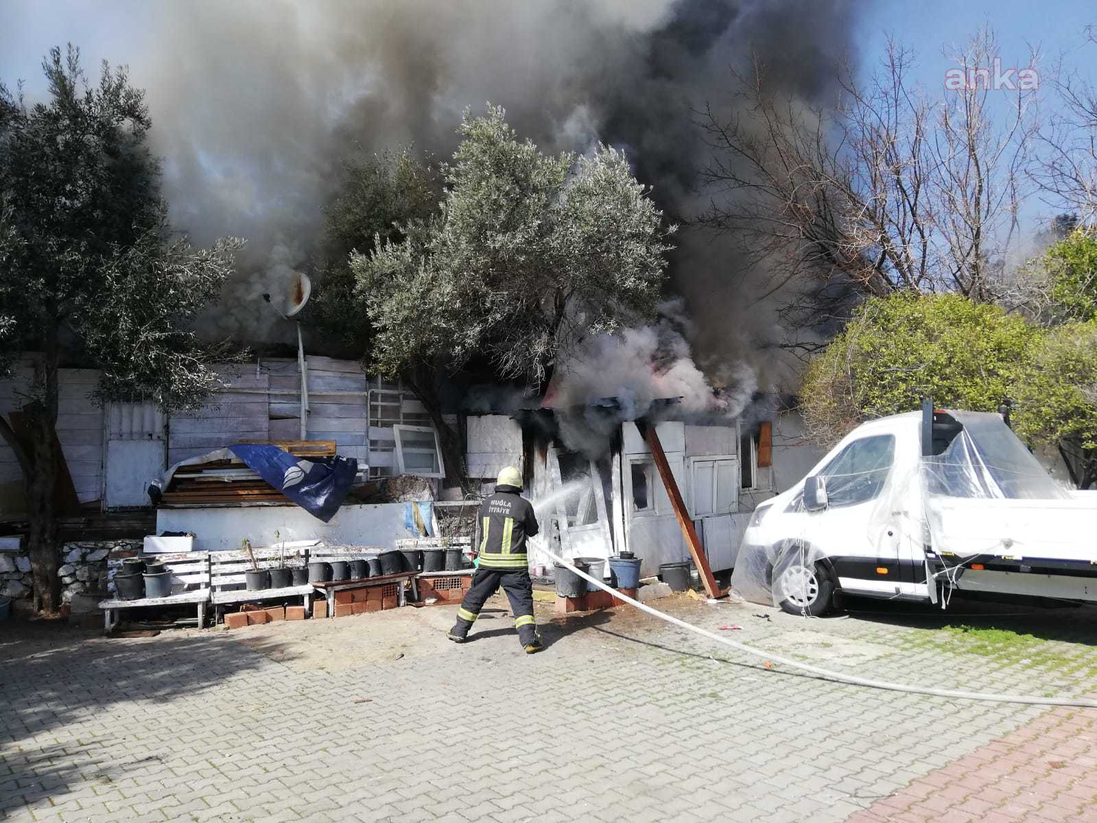 BODRUM BELEDİYESİ EVİ YANAN VATANDAŞI YALNIZ BIRAKMADI