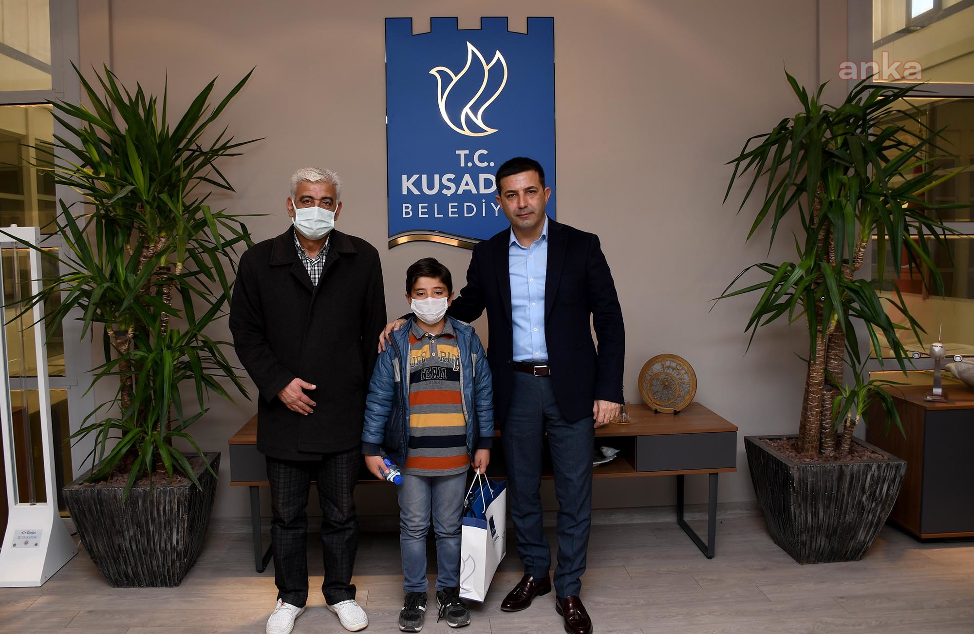 KUŞADASI BELEDİYE BAŞKANI ÖMER GÜNEL, MİNİK EFE’YE VERDİĞİ SÖZÜ TUTTU
