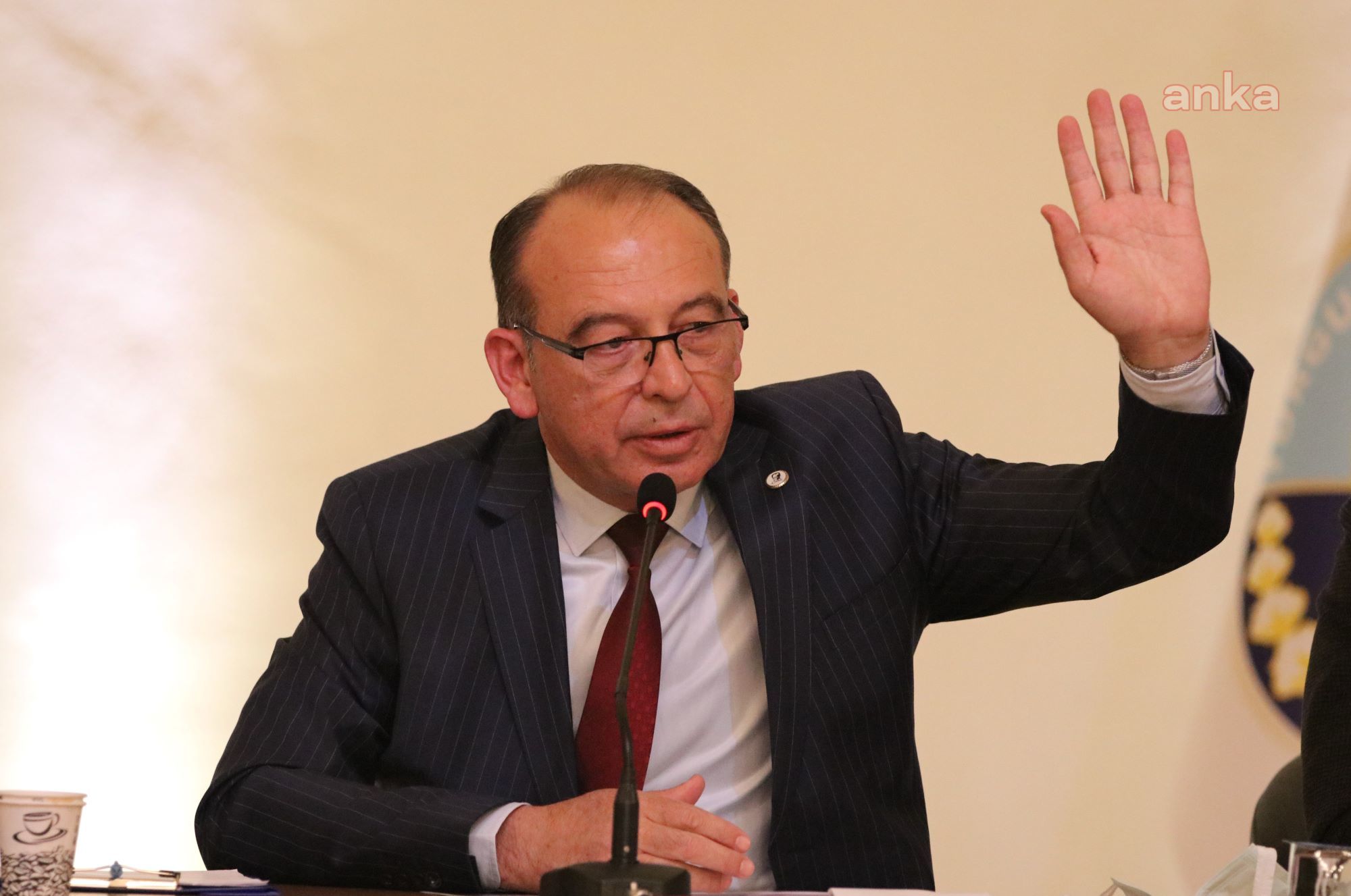 TURGUTLU BELEDİYE MECLİSİNDEN "TEMİZ SİYASET" BİLDİRİSİ .....