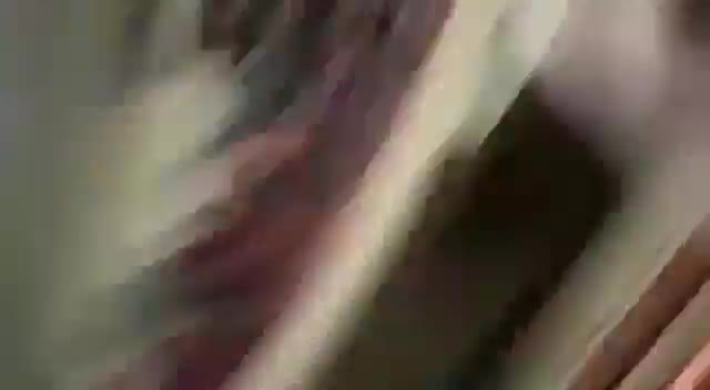 BOLİVYA'DA ÜNİVERSİTE KAVGASI: KORKULUKLAR KIRILINCA ÖĞRENCİLER 5. KATTAN ZEMİNE DÜŞTÜ