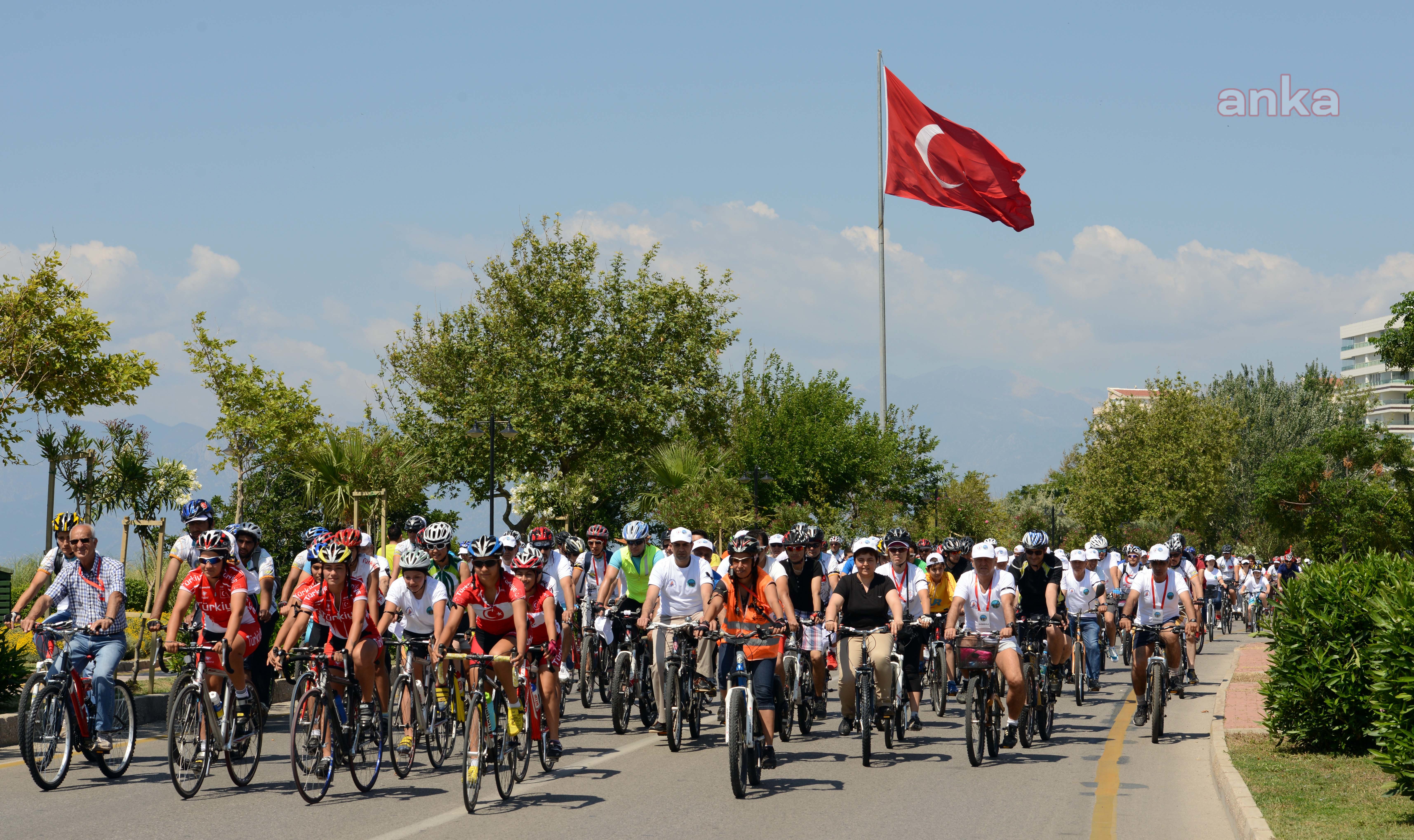 MURATPAŞA BELEDİYESİ'NDEN "HOŞ GELDİN ATAM" BİSİKLET TURU