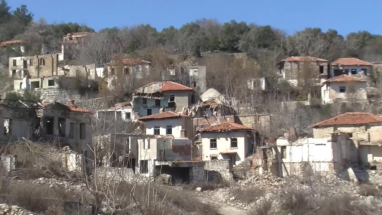 MUĞLA'DA 600 YILLIK HAMAMI MADEN ŞİRKETİ YIKTI