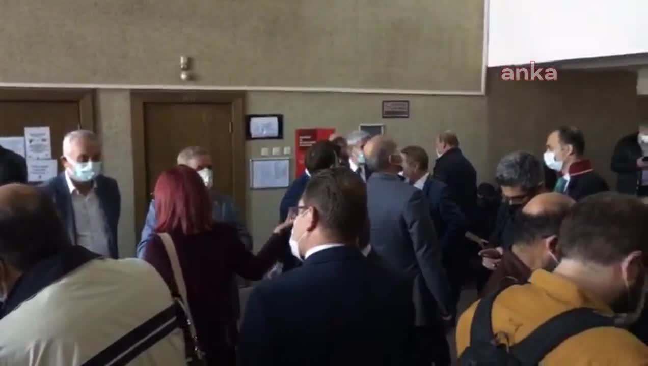 GAZETECİLER YILDIZ VE DÜKEL DAVASI: "40 YIL ÖNCE TAVUK SAYISI GİZLİ BİLGİYDİ"