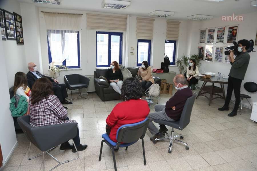 ODUNPAZARI BELEDİYE BAŞKANI KURT, KADIN GAZETECİLERİN EMEKÇİ KADINLAR GÜNÜNÜ KUTLADI
