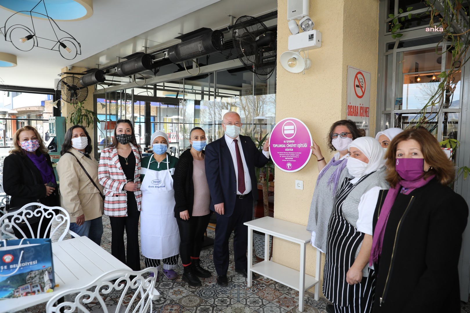 MENTEŞE'DE CİNSİYET EŞİTLİĞİNE MOR BAYRAK UYGULAMASI