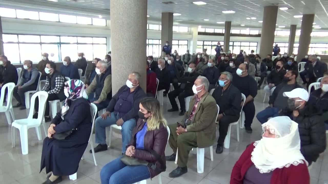 MERSİN'DE SEYYAR SATICI ARAÇLARI KENT ESTETİĞİNE UYGUN HALE GETİRİLİYOR