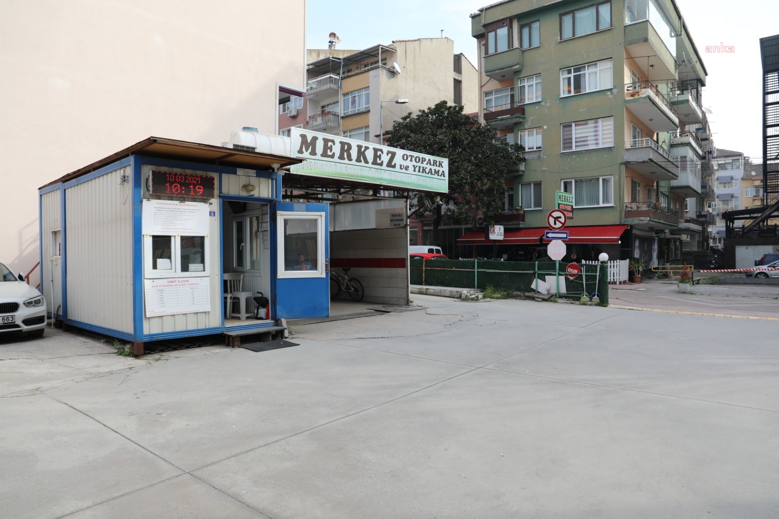 İZMİT'TE ARTIK HALI VE OTO YIKAMACILAR EVLERİN ALTINA İŞ YERİ AÇAMAYACAK