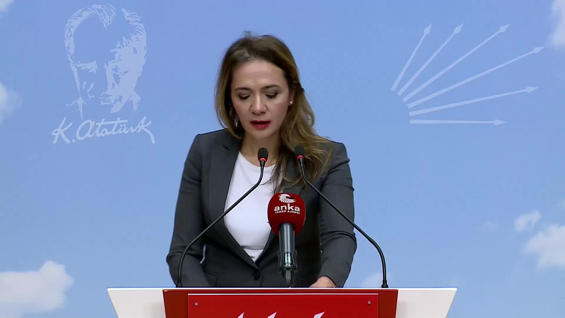 GAMZE AKKUŞ İLGEZDİ: BİLGİ EDİNME TALEPLERİNİN REDDİ MİLYONLARCA KİŞİNİN HAYATIYLA OYNUYOR