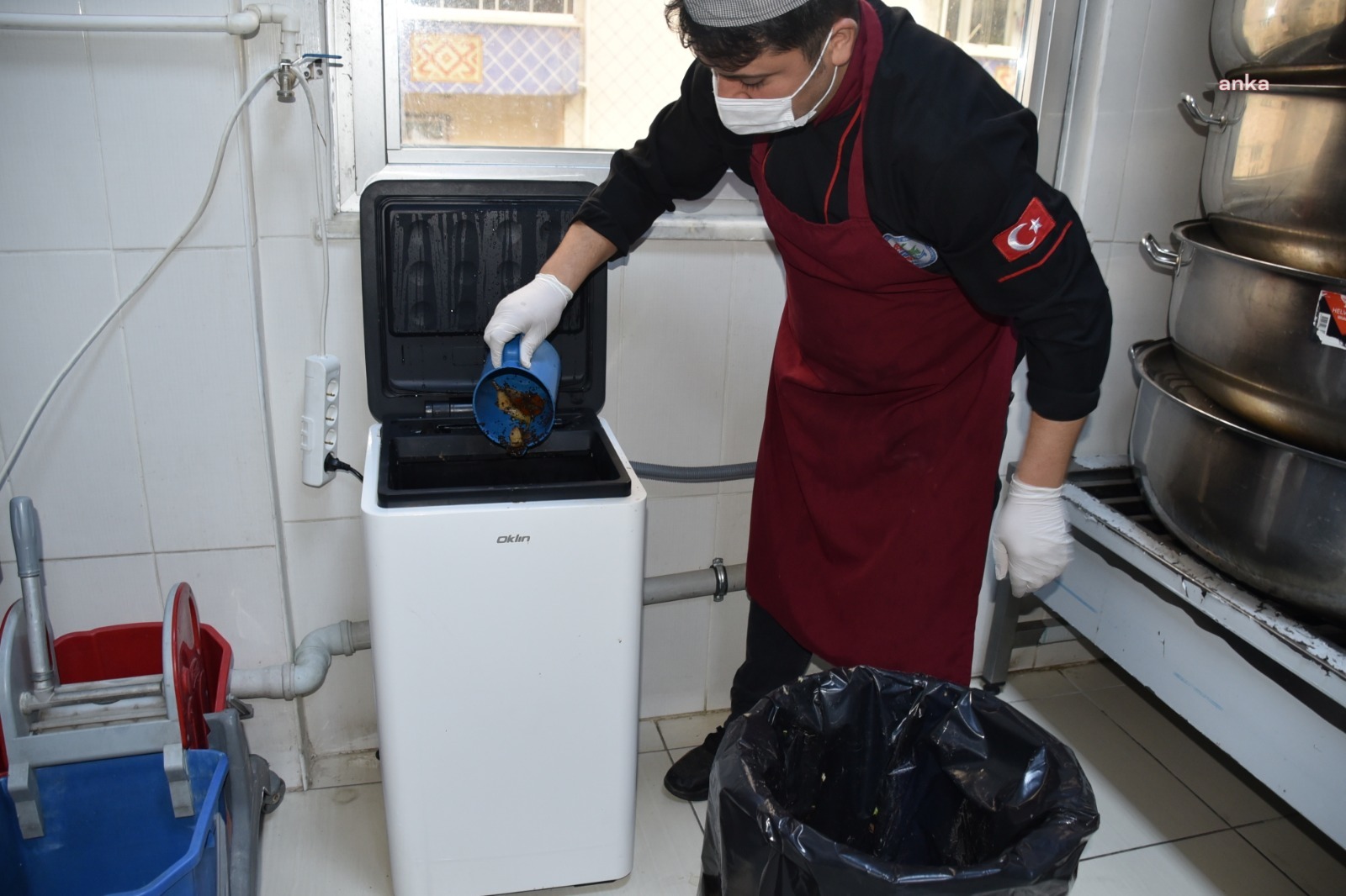 KDZ. EREĞLİ BELEDİYESİ, YEMEK ARTIKLARINDAN GÜBRE ÜRETİYOR