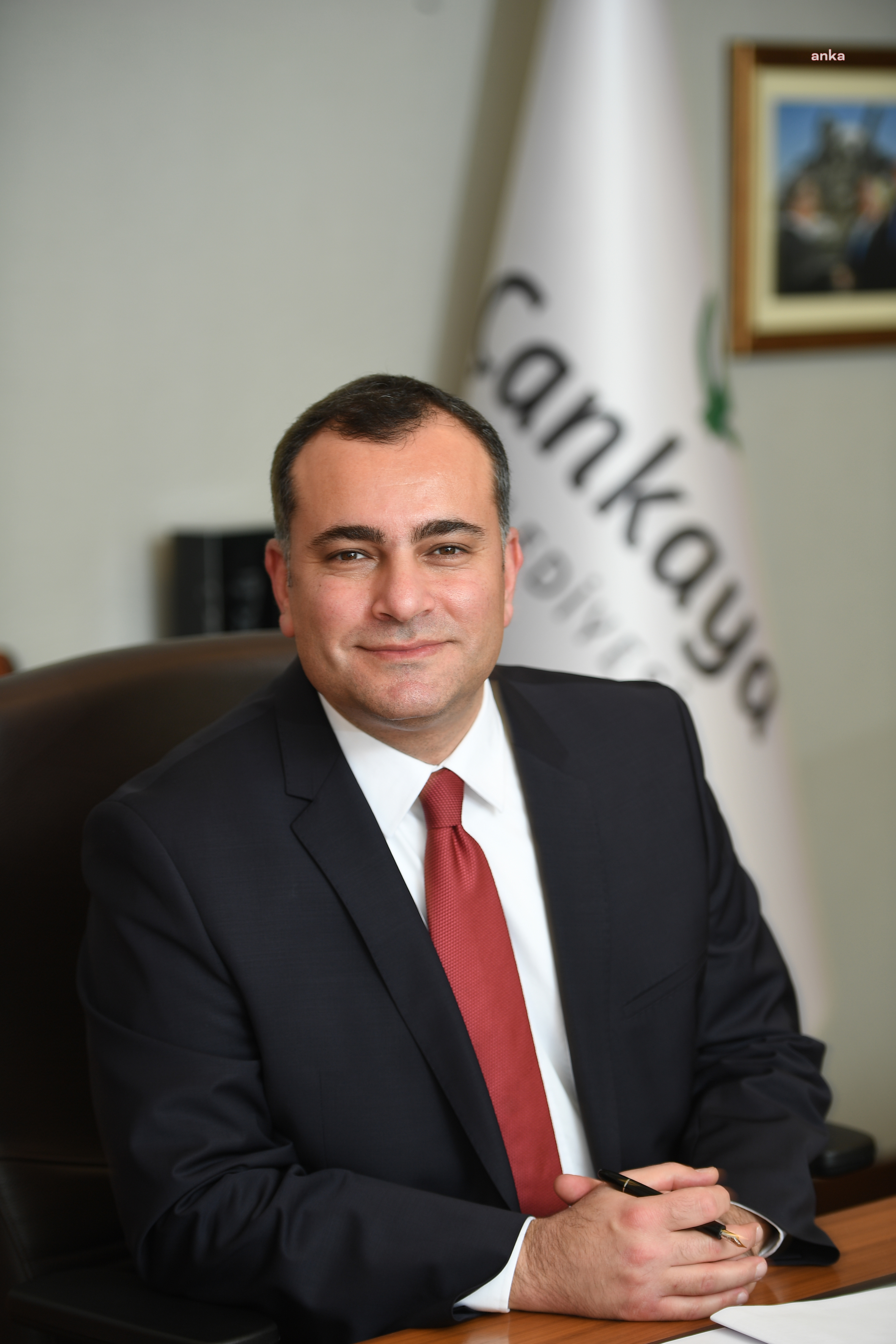 ÇANKAYA BELEDİYE BAŞKANI TAŞDELEN, MAKAM ARACINI SATTI