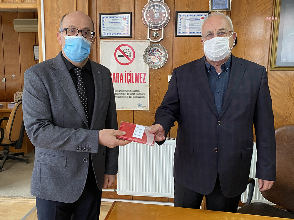 BURHANİYE’DE İSTİKLAL MARŞI’NIN 100.YILI DOLAYISIYLA AFİŞ DAĞITILDI
