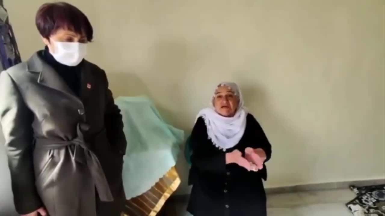 CHP'Lİ KARACA PAYLAŞTI: "CHP HAZRO İLÇE BAŞKANIMIZIN GECE YARISI EVİ ARANDI, KAPISI KOÇBAŞIYLA KIRILDI, 'PARDON' DENİLEREK GİDİLDİ"