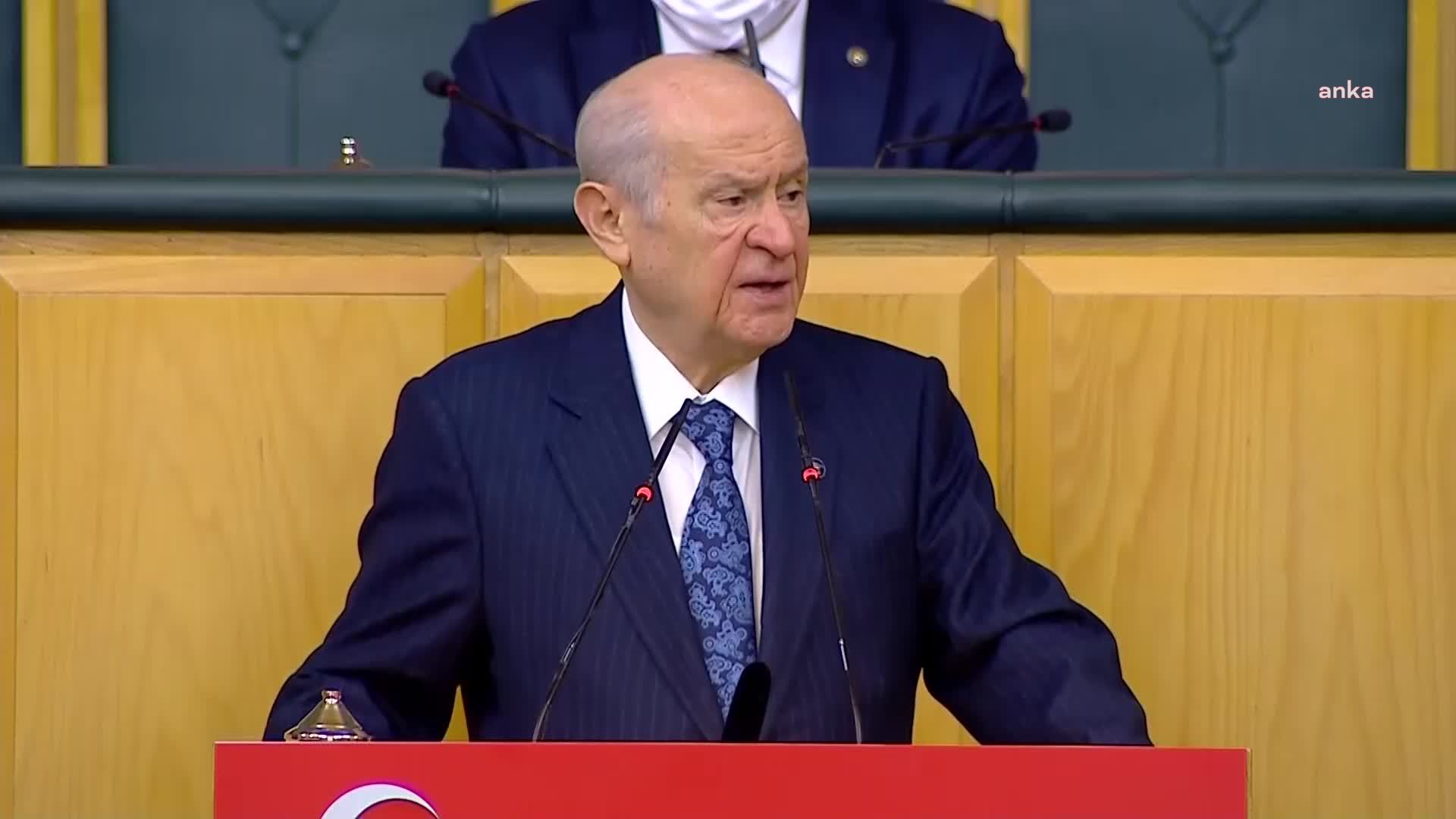 DEVLET BAHÇELİ: “MERHUM AKİF’İN KALEMİNDEN DÖKÜLENLER GERÇEKTE TÜRK MİLLETİNİN KALBİNDEN GEÇENLERDİ”