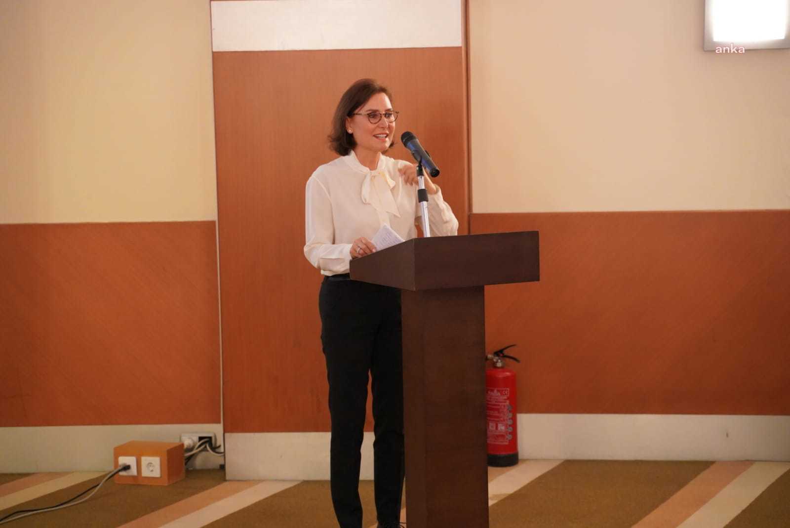 DEVA PARTİSİ: SAĞLIK ÇALIŞANLARININ İSTİFA YASAĞI DERHAL KALDIRILMALI