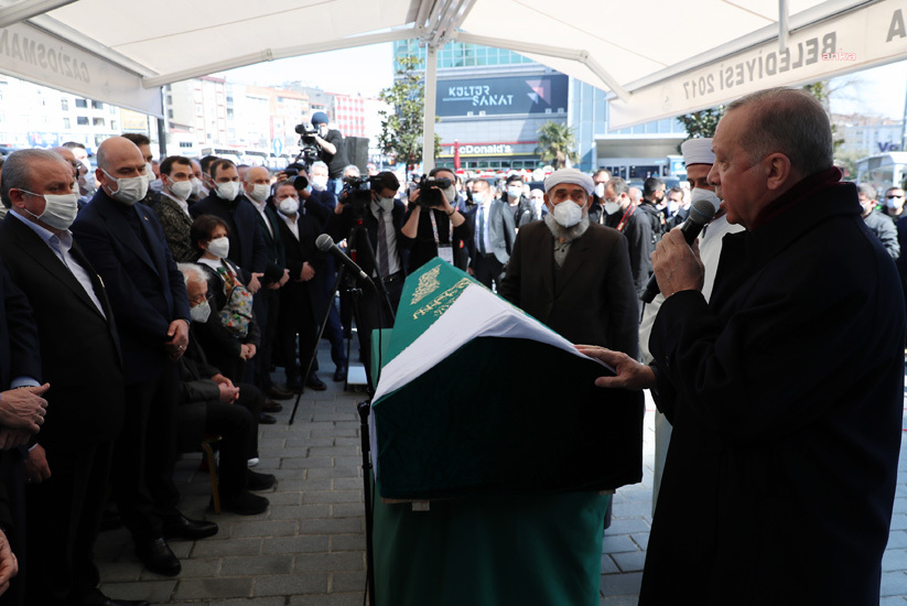 SÜLEYMAN SOYLU'NUN ANNESİ SERVET SOYLU SON YOLCULUĞUNA UĞURLANDI