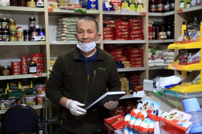 MUĞLA'DA BİR HAYIRSEVER İHTİYAÇ SAHİPLERİNİN MARKET BORÇLARINI ÖDEDİ