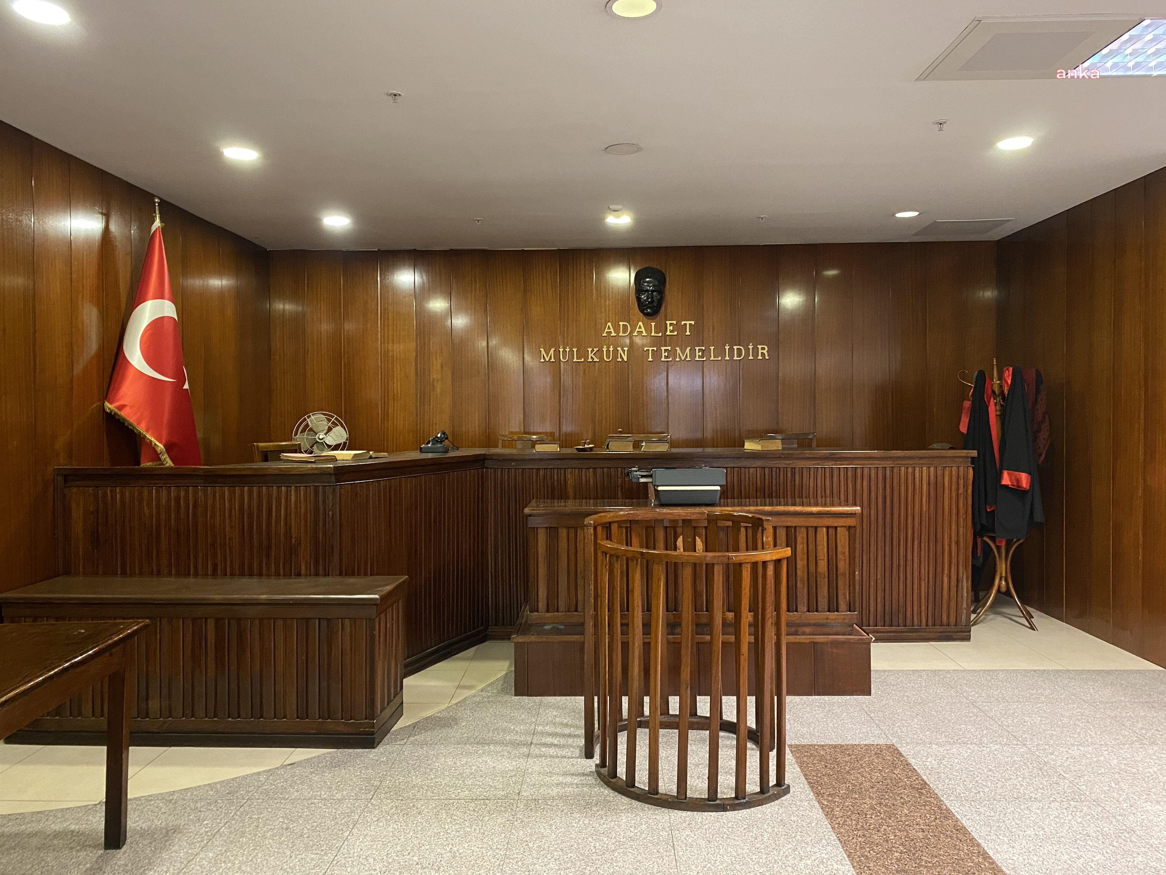 KADIN KATİLİNE İYİ HAL İNDİRİMİ