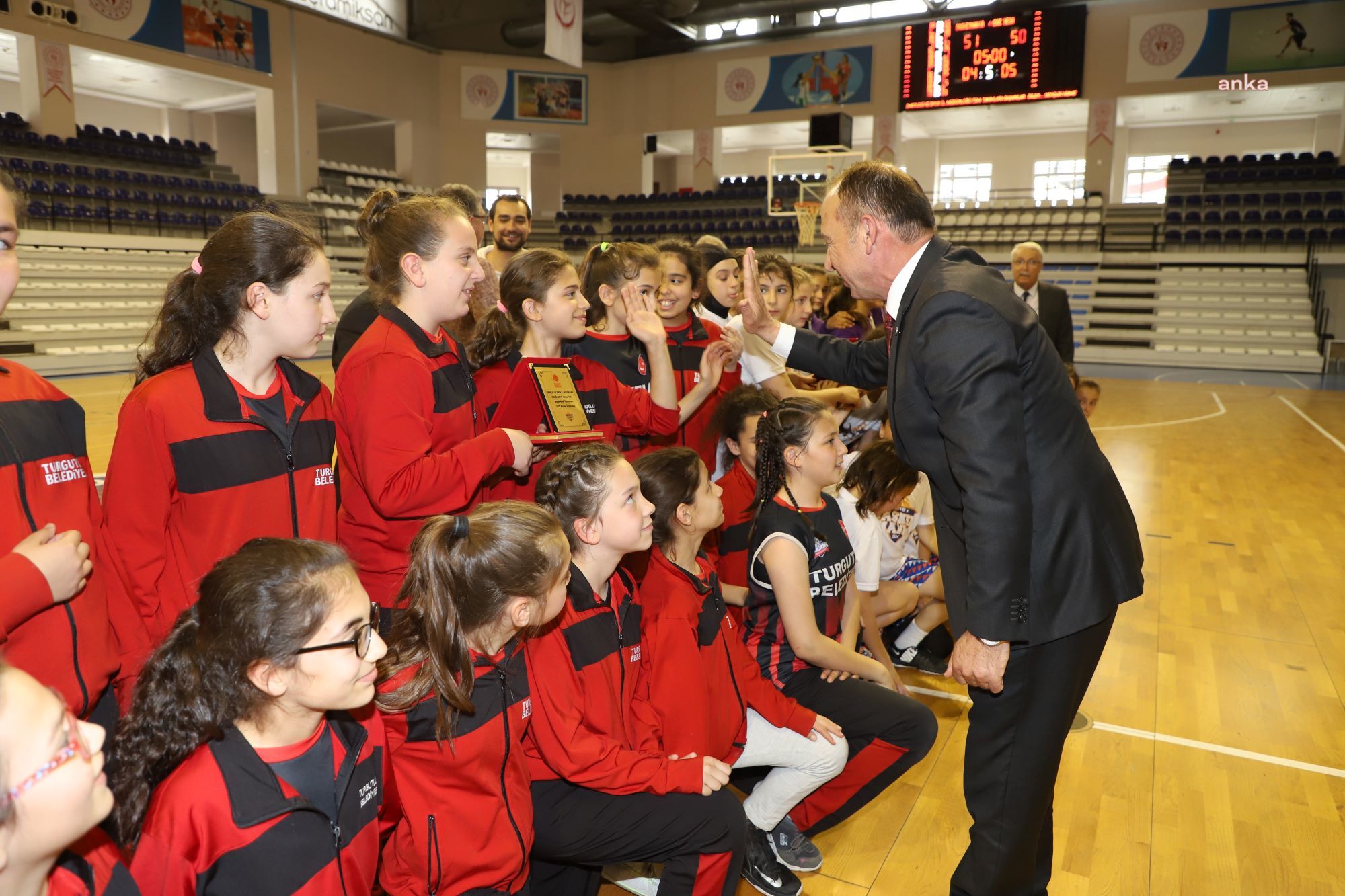 TURGUTLU BELEDİYESİ'NİN KURSLARINDA YENİ DÖNEM KAYITLARI BAŞLADI
